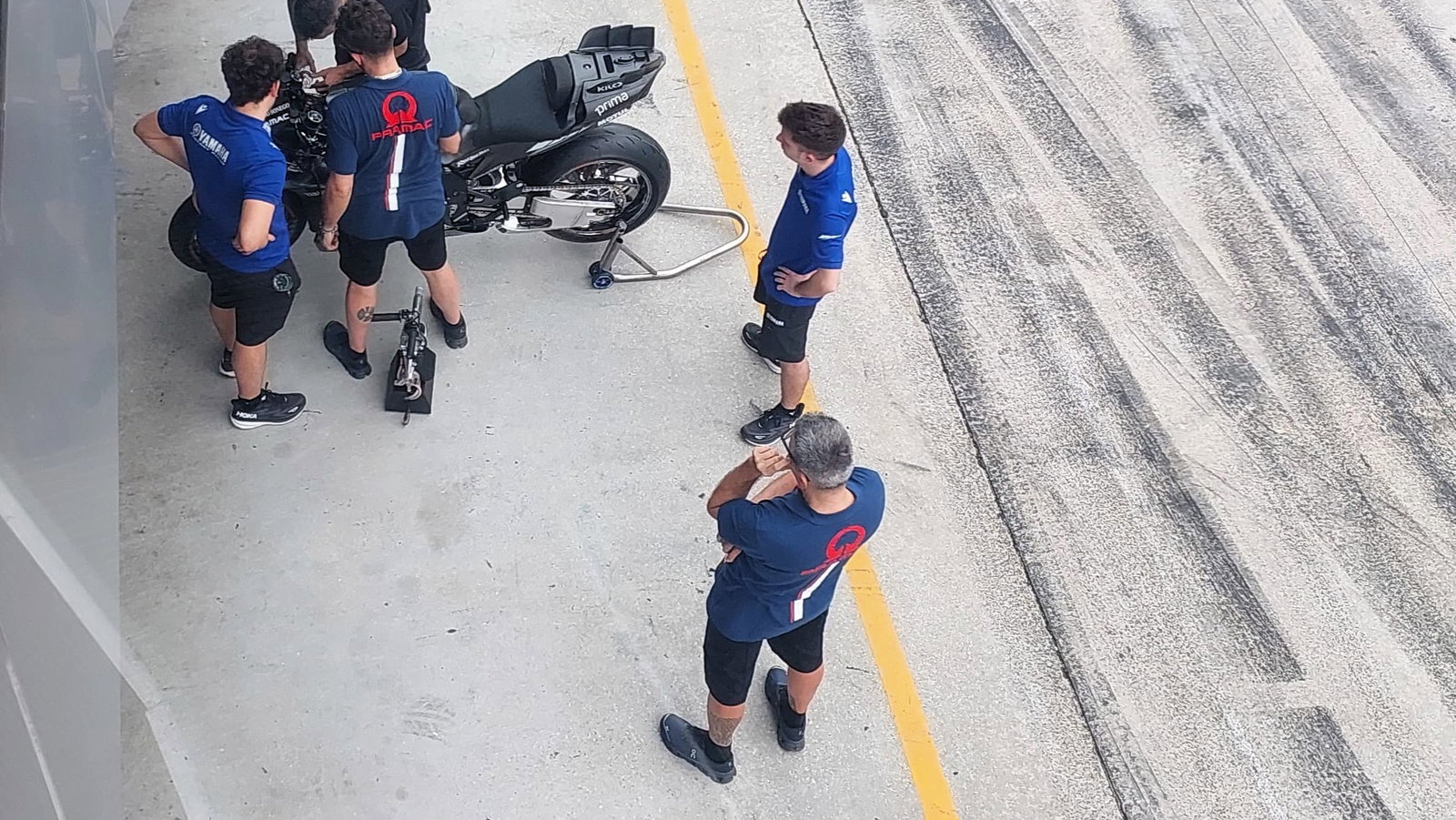 Pramac Yamaha being warmed up at the 2025 Sepang shakedown.